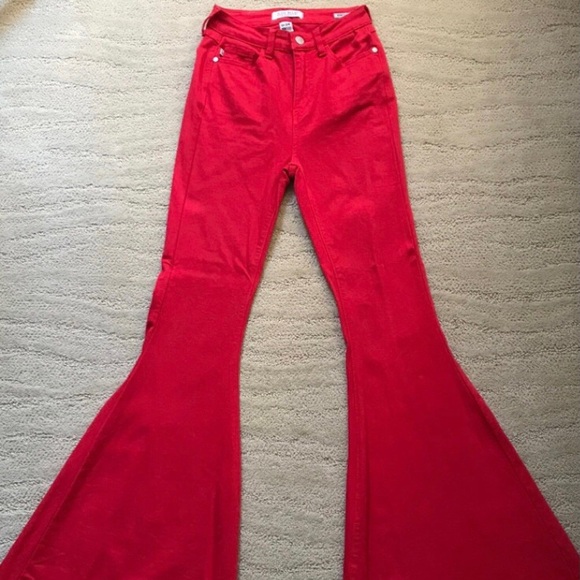 Judy Blue Super Flares Red - Picture 1 of 4